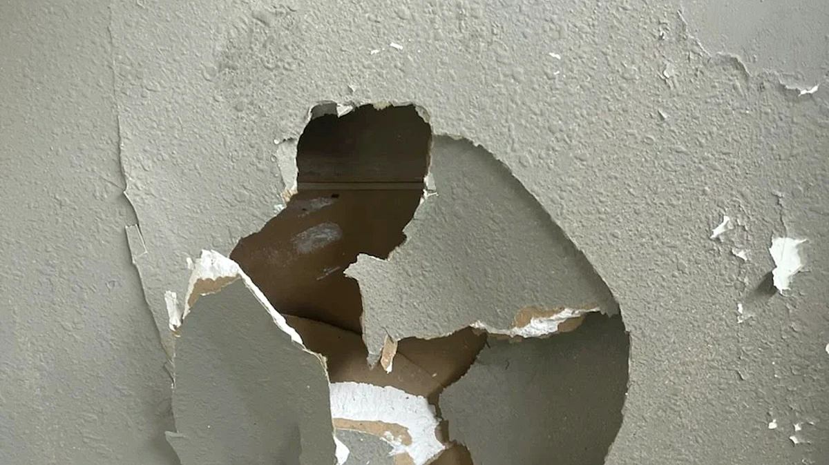 Wall Damage & Patches article illustration for patch up small drywall holes