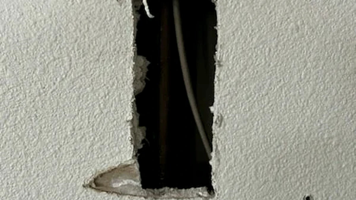 Wall Damage & Patches article illustration for patching large drywall holes