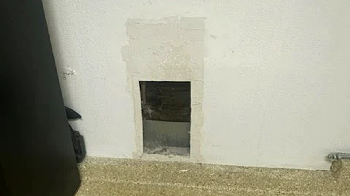 Wall Damage & Patches article illustration for patching small hole drywall