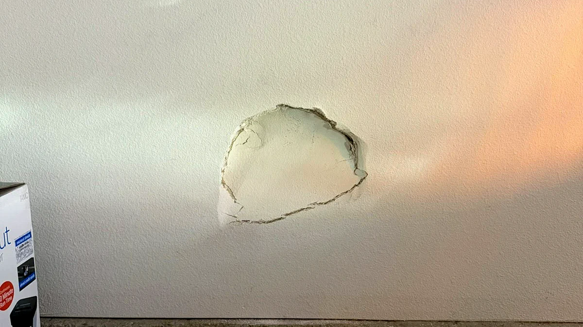 Drywall Repair article illustration for repair torn drywall